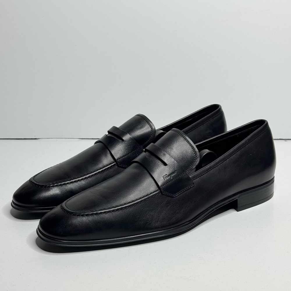 Salvatore Ferragamo Rain Lux Penny Loafers Black Leather Men’s Size 9.5D EUC!!